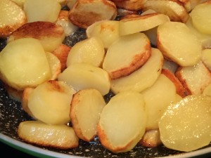 revenir les pommes de terre Sarladaises